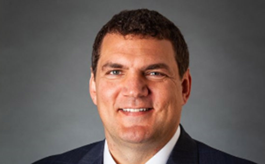 Headshot of Peter Claus, Vice President and Chief Technology Officer at Textron, Aerospace & Defense | DXC Technology