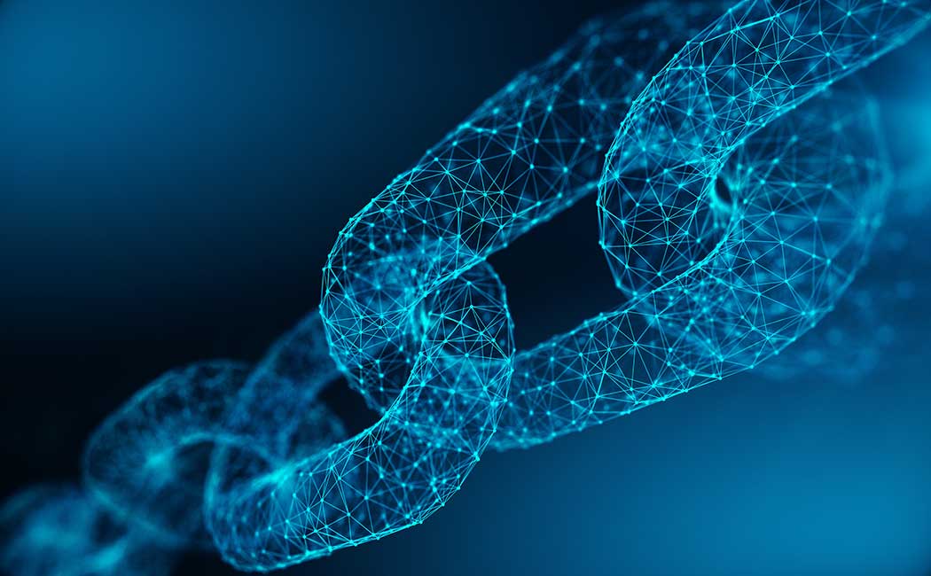 graphic of digital chain, AWS | DXC Technology
